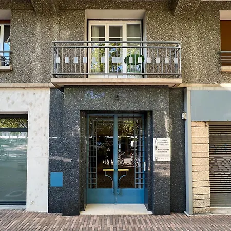 Apartment Proche Chu: 4 Personnes - Wifi Fibre - Balcon
