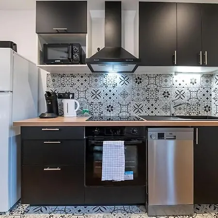 Διαμέρισμα Proche Chu: 4 Personnes - Wifi Fibre - Balcon