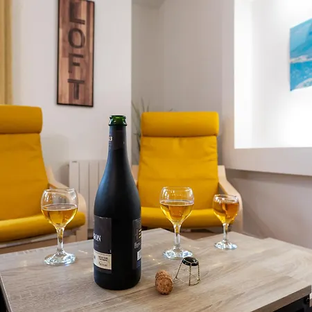 Proche Chu: 4 Personnes - Wifi Fibre - Balcon Γκρενόμπλ