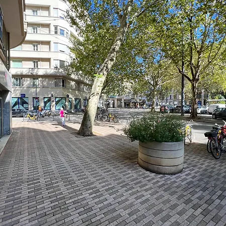 Proche Chu: 4 Personnes - Wifi Fibre - Balcon Διαμέρισμα